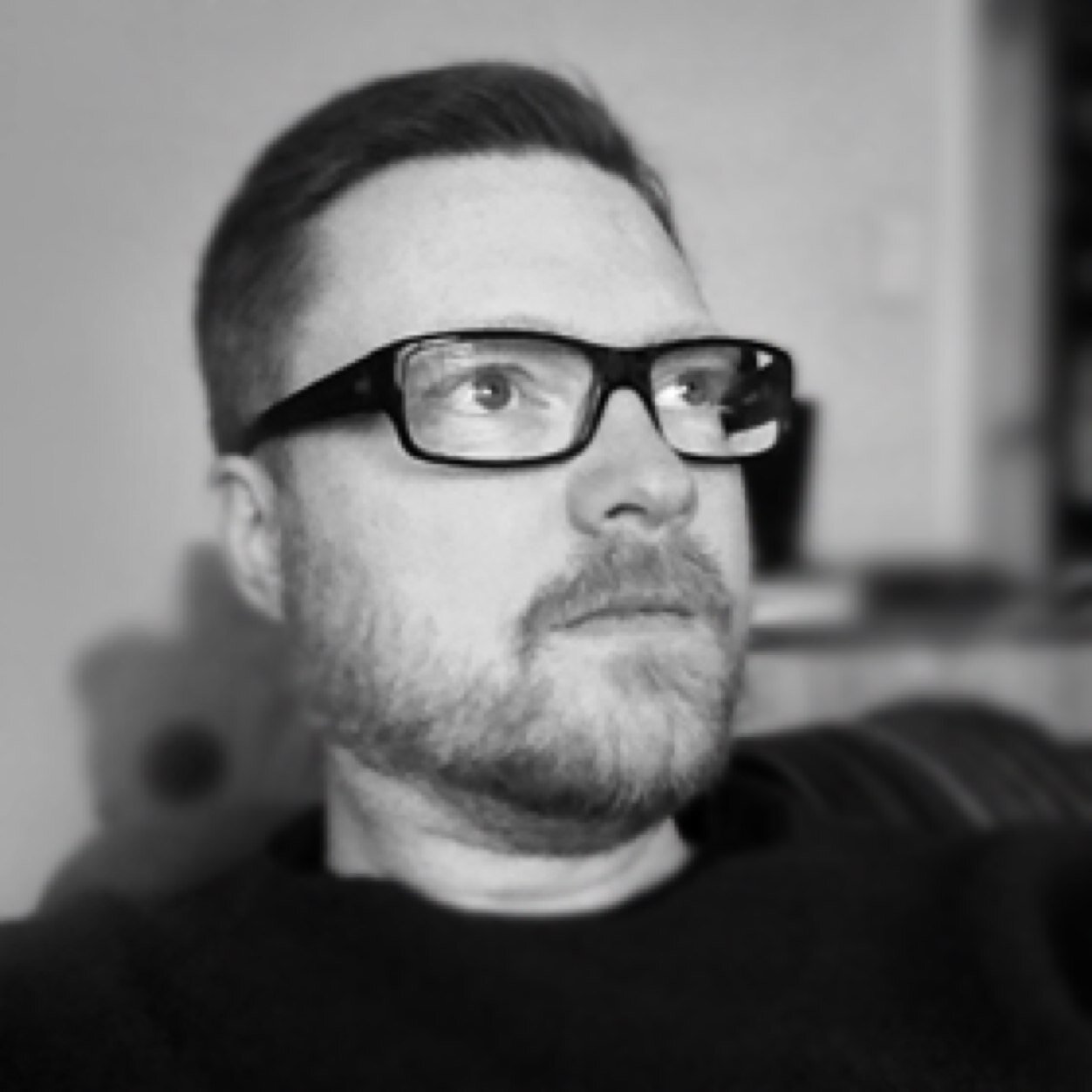 A Design Strategist and UX Designer who appreciates good food, coffee, with good friends. I fill my days with design and dreams of my summer house