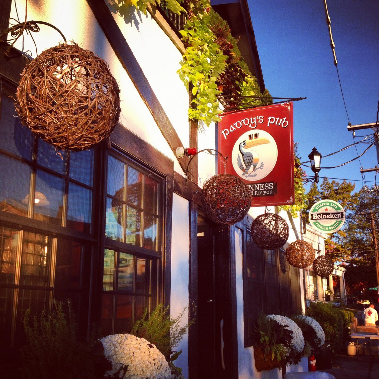 Your favorite Irish pub. http://t.co/B1wc0pD4I8 Instagram: @OHarasPaddysNewton