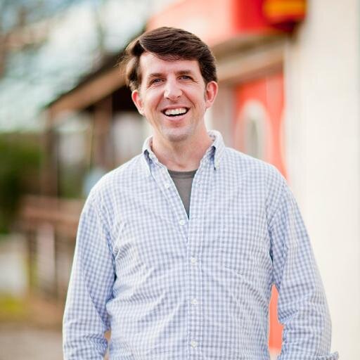 Craft beer aficionado, hiker of mountains, husband of Anne, user of Macs, teller of stories