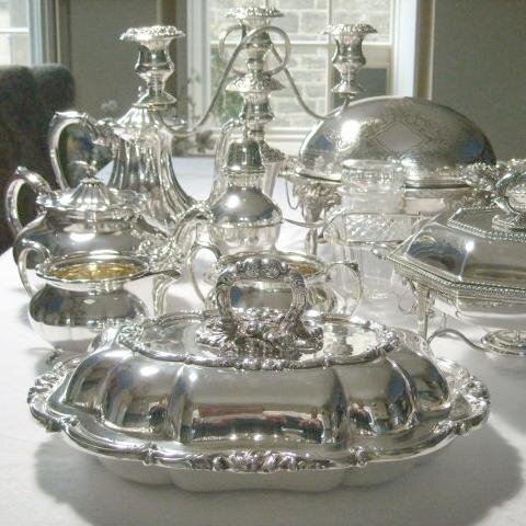 VKitsch's profile picture. Regularly updated antique & vintage silver, silver plate, cutlery & flatware, vintage kitchenalia and curios. We ship worldwide. #vintage