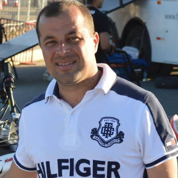 sou um pequeno empresário,apaixonado pela obra de DEUS .