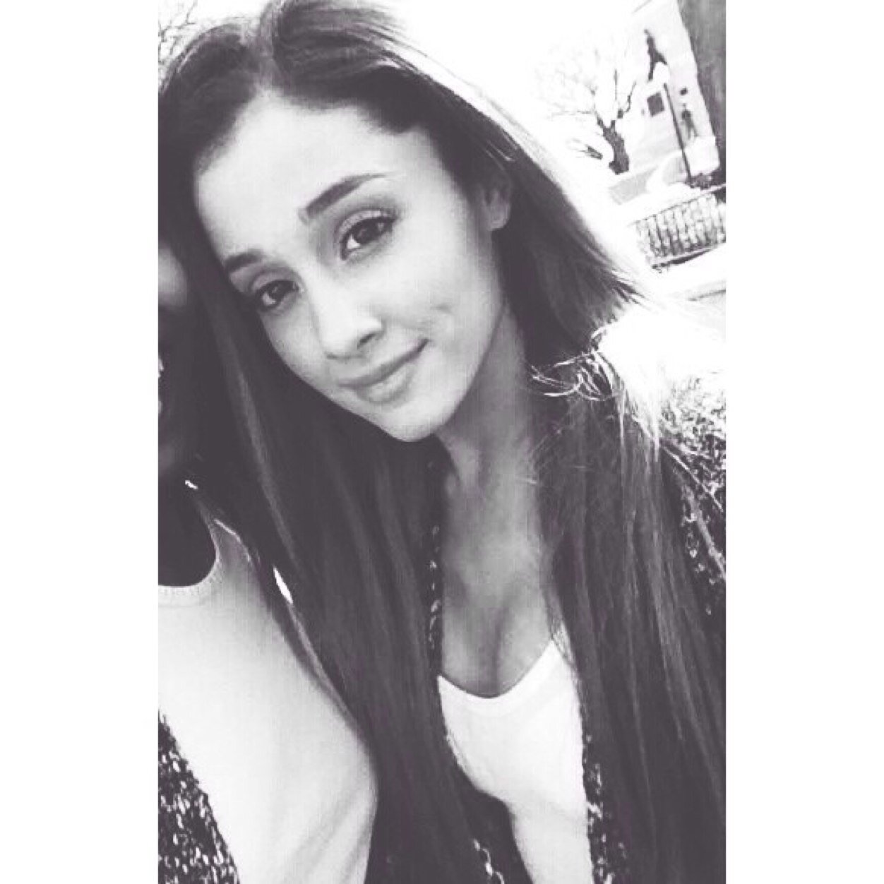 Hey, I just gave you a free follow. Please return the favor & follow @osnapitizgrxnde. Thank you, lovely!