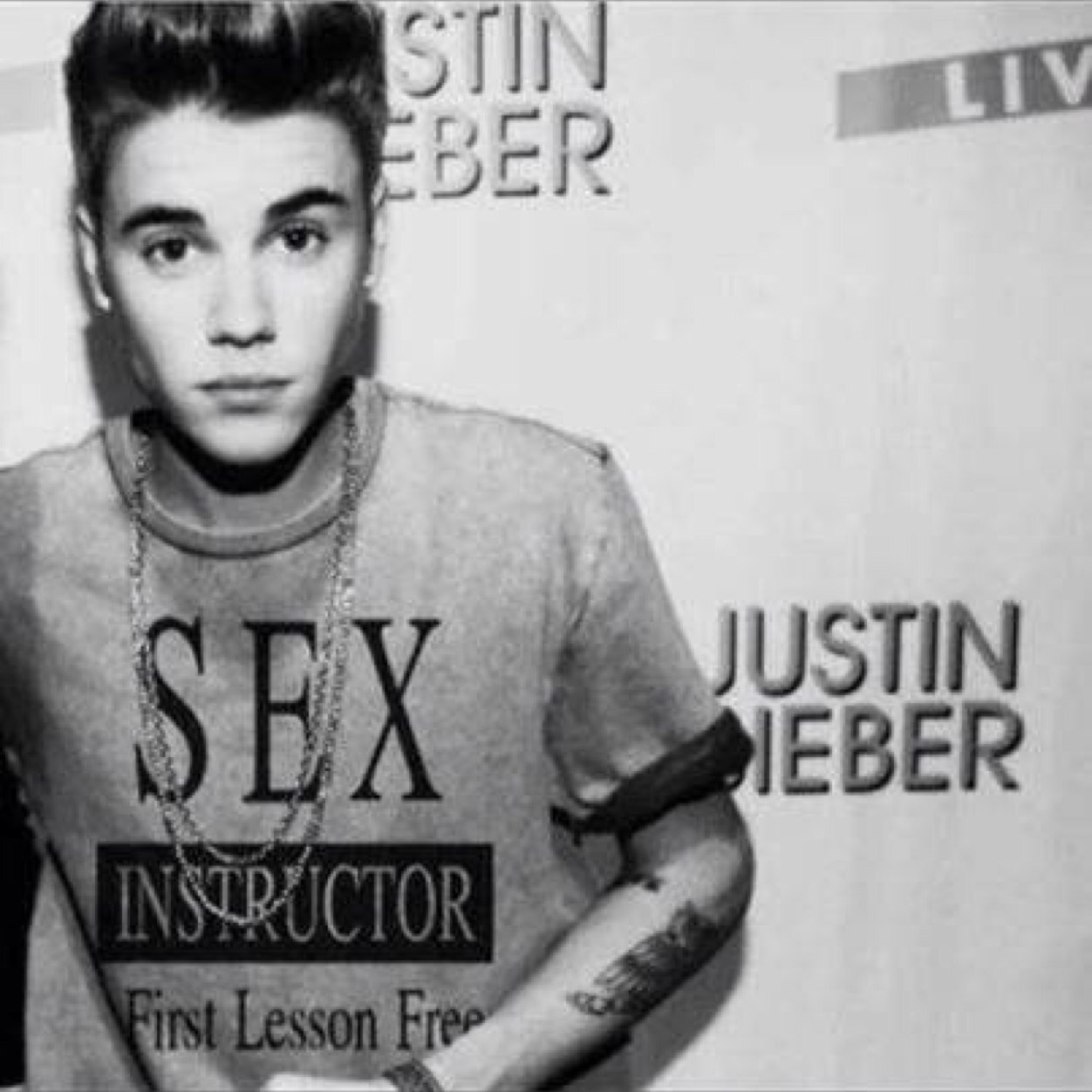 Justin bieber is my world! He is the reason i smile!! Hes perfect and i love everything about him hes the best idol anyone could ever ask for!! Love you justin