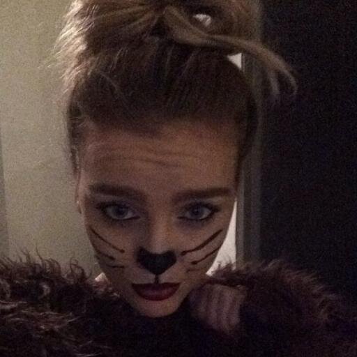 Hello mixer! You found me haha I love you. I'M  THE REAL PERRIE   3