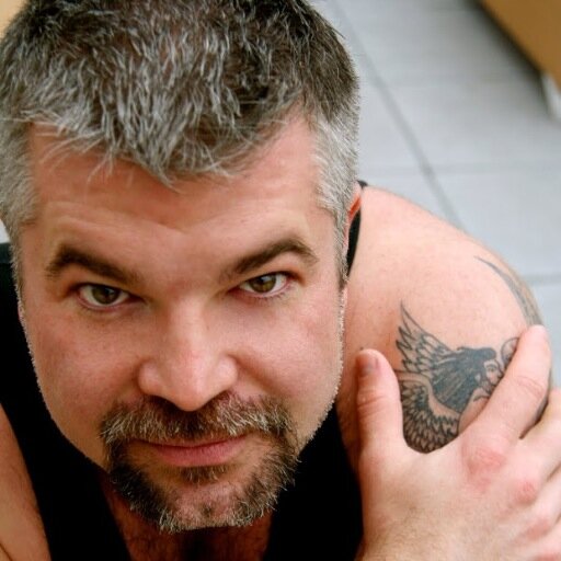 LeslieLSmith4's profile picture. Naming the universe one manifesto at a time...