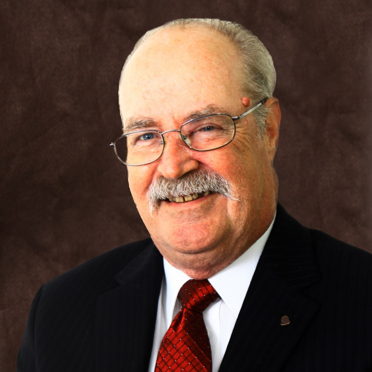 bmdabramo's profile picture. Former Port Jeff Village Trustee, Yankee fan, craft beer fan and home brewer proud Lion and cornea transporter bringing the blind the Gift of Sight