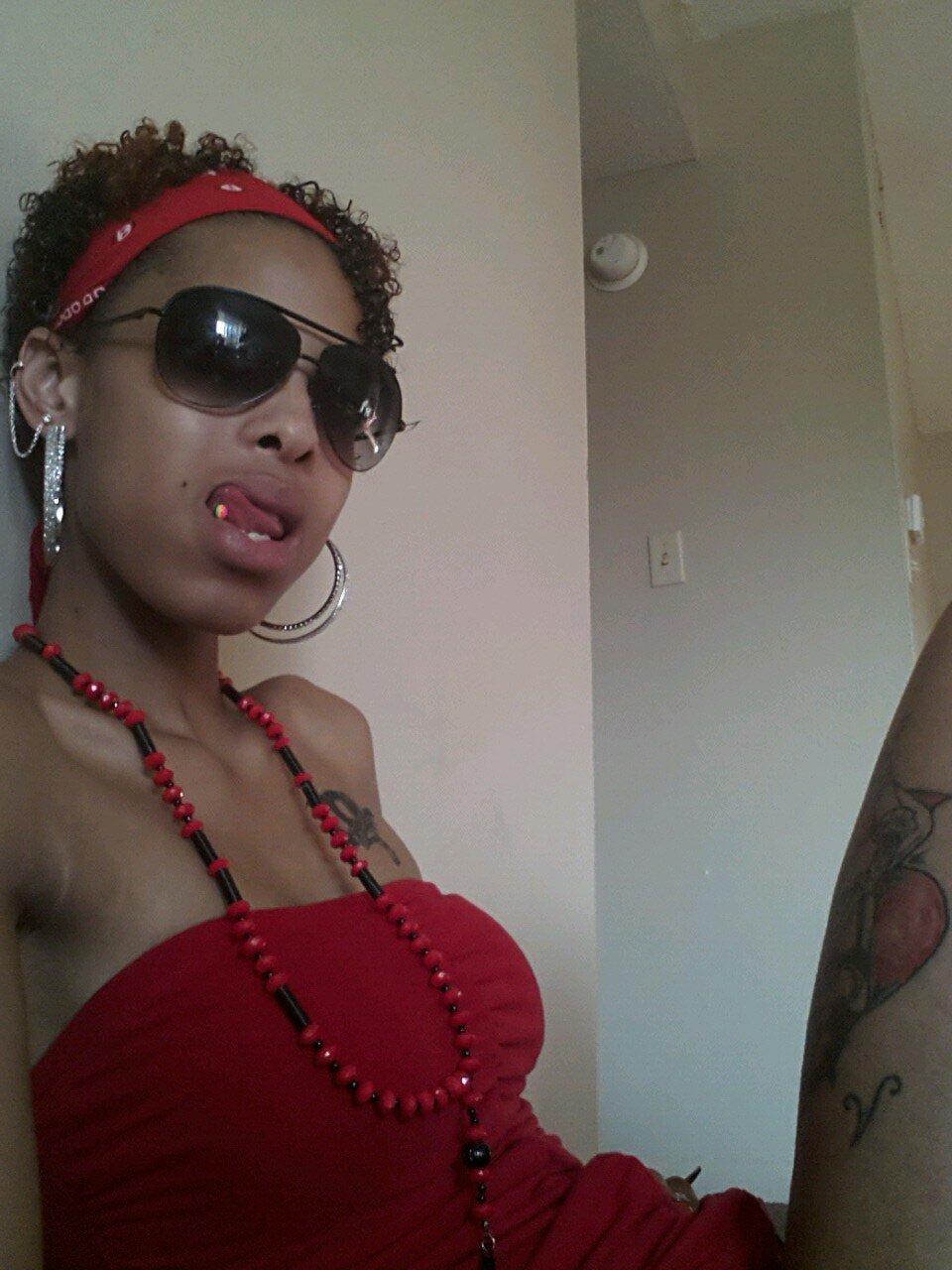 no bio needed follow me ill follow back you will soon get to know me