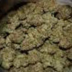 18,drugs,seez a carve grind on the tomb AYYYE FUCKING SMOKE THAT POTENT KUSH BOII