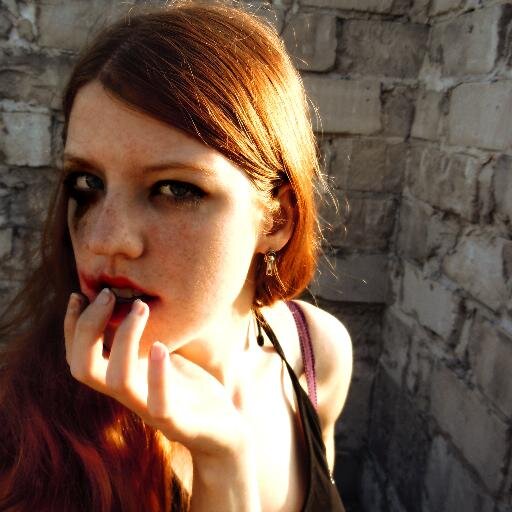 Himeera's profile picture. Bet zini? Nē, ne velnu velna tu nezini/Es esmu zeme neatklāta un dziļi mani sniegi.