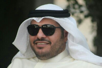 انا مواطن كويتي محب لوطني وادافع عنه بشده وادفع عن الحق والشرفاء