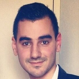 MonsieurLio's profile picture. Ostéopathe D.O sur Chevigny Saint Sauveur. Passionné de sport et d'automobile. @laloublue