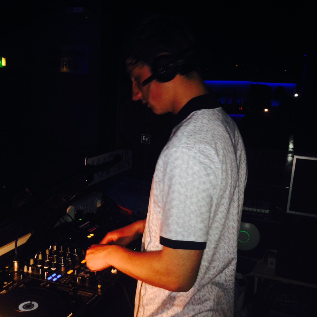 nathw1996's profile picture. 