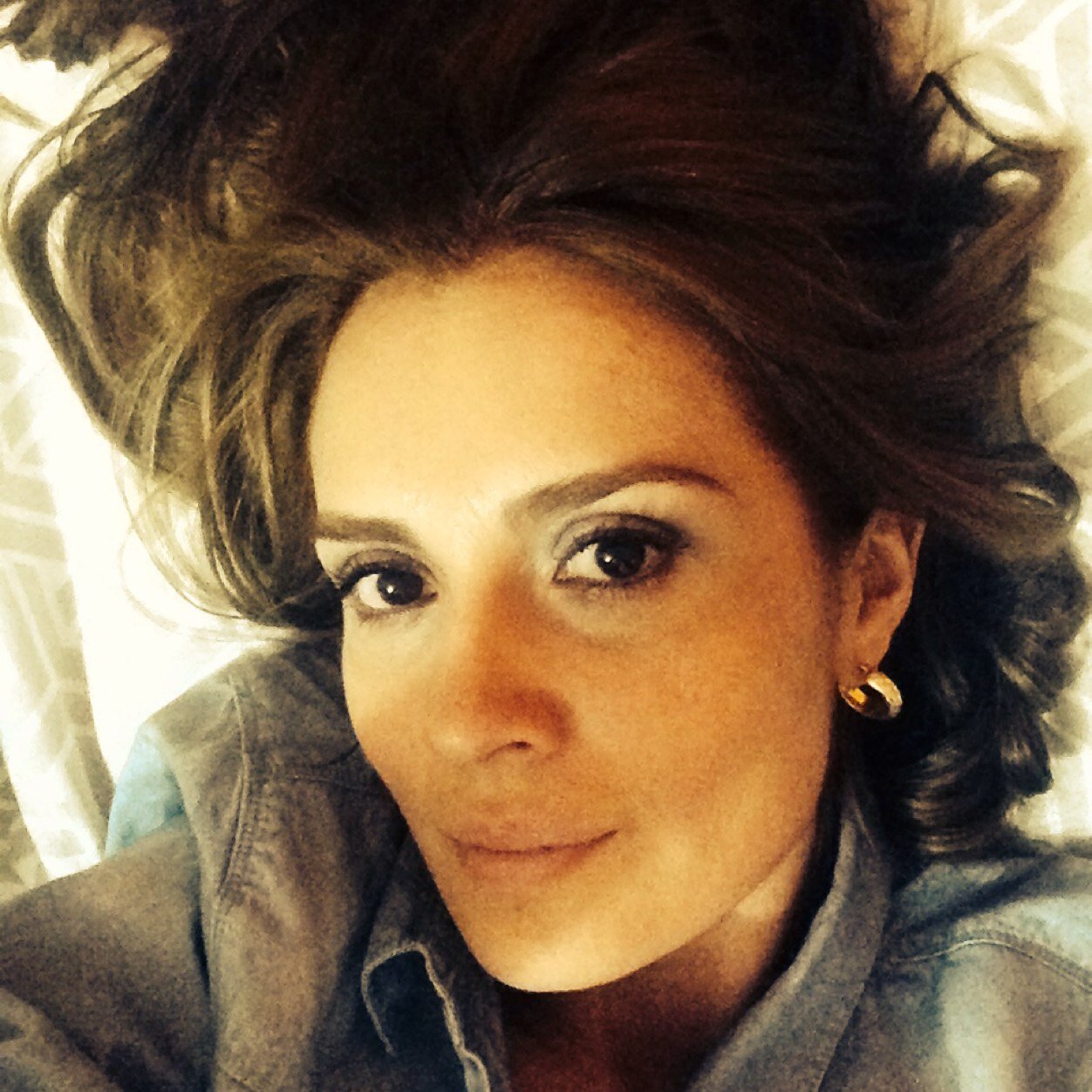 ChavesGalan's profile picture. Morir en el engaño de una eterna felicidad