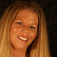 Elyse Worth (@elyseworth) 's Twitter Profile
