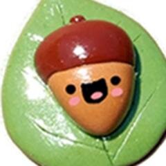 TheHappyAcorn's profile picture. Making happy things to love.