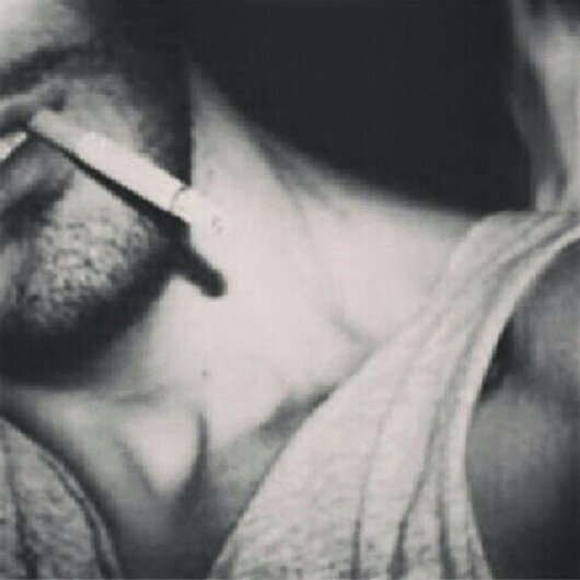 Instagram:_hnin55