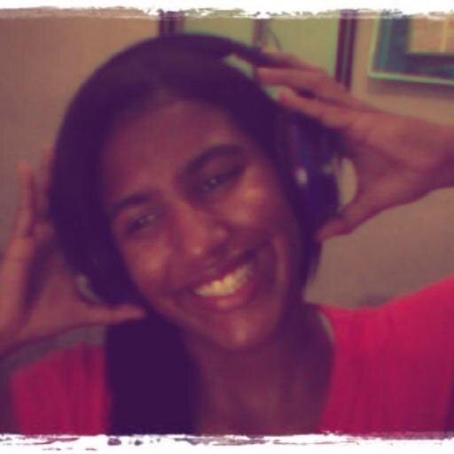 Makizinha15's profile picture. 