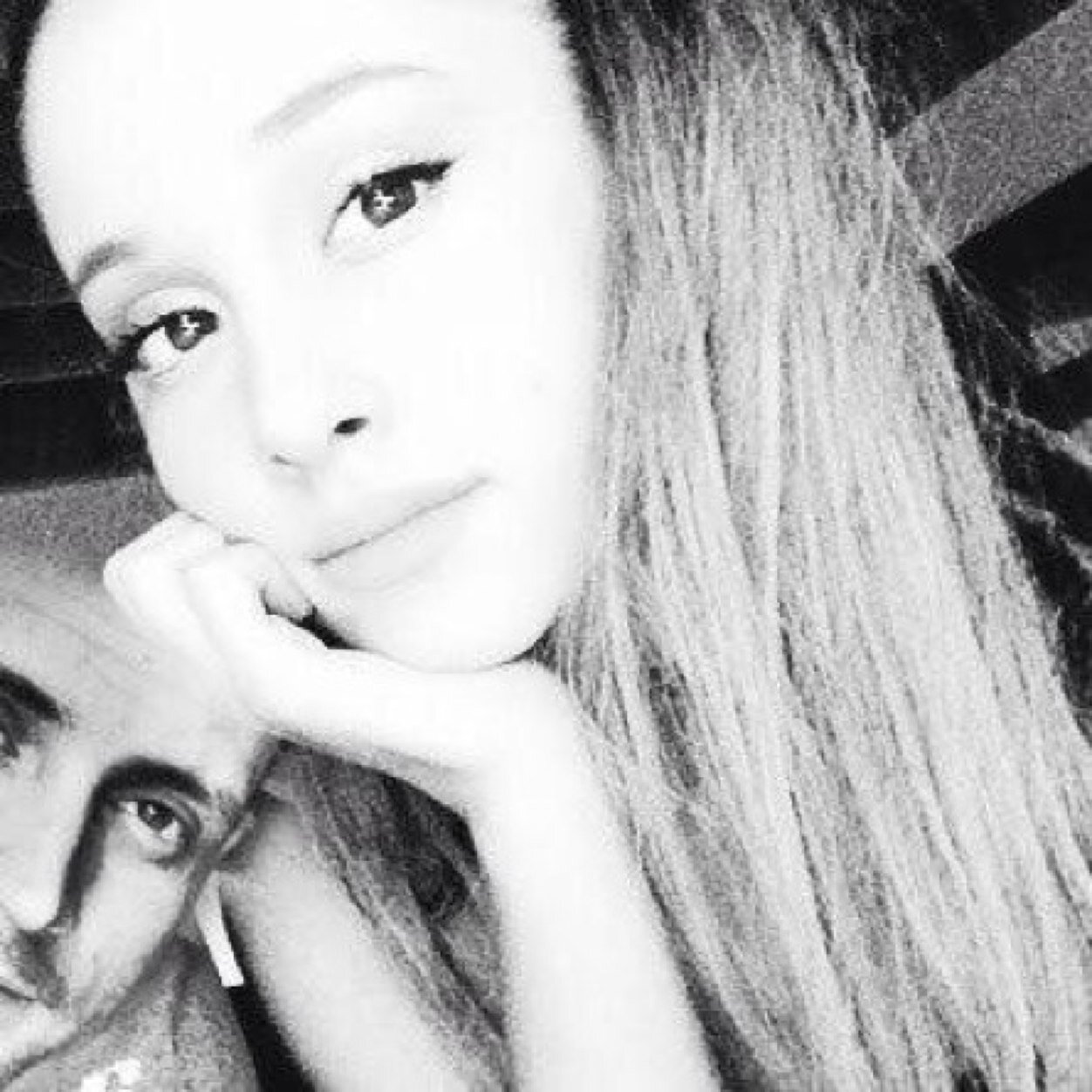 literally youtubers and ariana