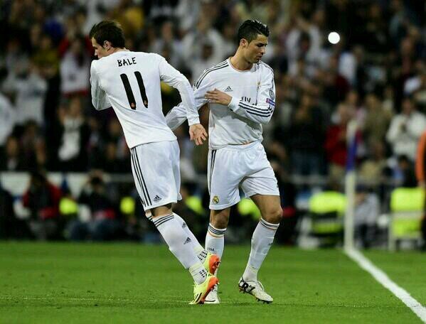 ‏‏‏‏‏‏‏‏‏‏طالب في الكليه التقنيه قسم تسويق اهلاوي صميم عاشق لميلان