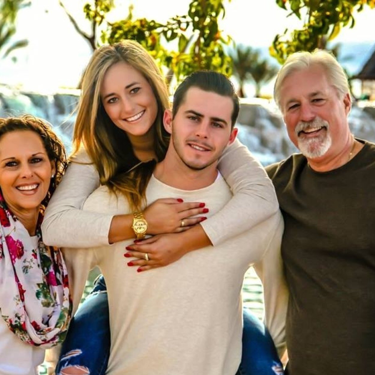 itsjustmepeebee's profile picture.