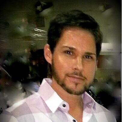 Mikerestaurants's profile picture. 