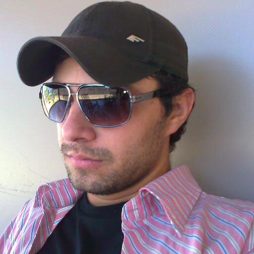 EU NÃO DEIXO NINGUÉM PARA TRÁS, É ALGUMAS PESSOAS QUE ME PERDEM A CADA DIA E NEM PERCEBEM.