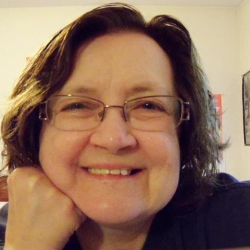 Mom of 3, Oldest of 9, Avid Paper Crafter, Entrepreneur, Book Lover