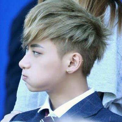 fake huang zitao 1993