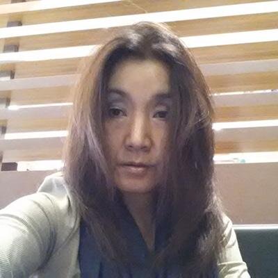 Transmedia researcher, artist who lives and works in NYC.