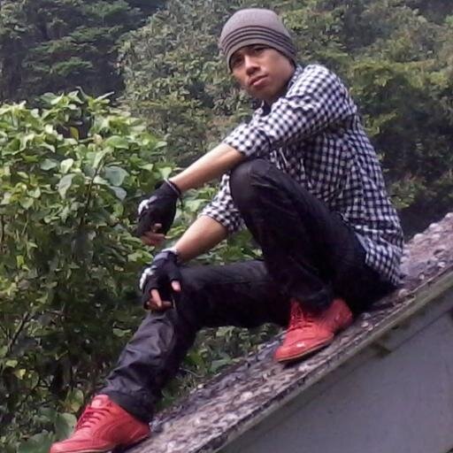 Tidak ada jalan kembali.....Hanya ada langkah untuk maju...