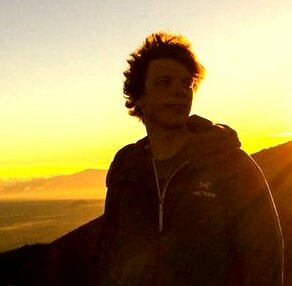 Software development  @rethincGmbH,  traveling, surfing, winter sports & floorball.