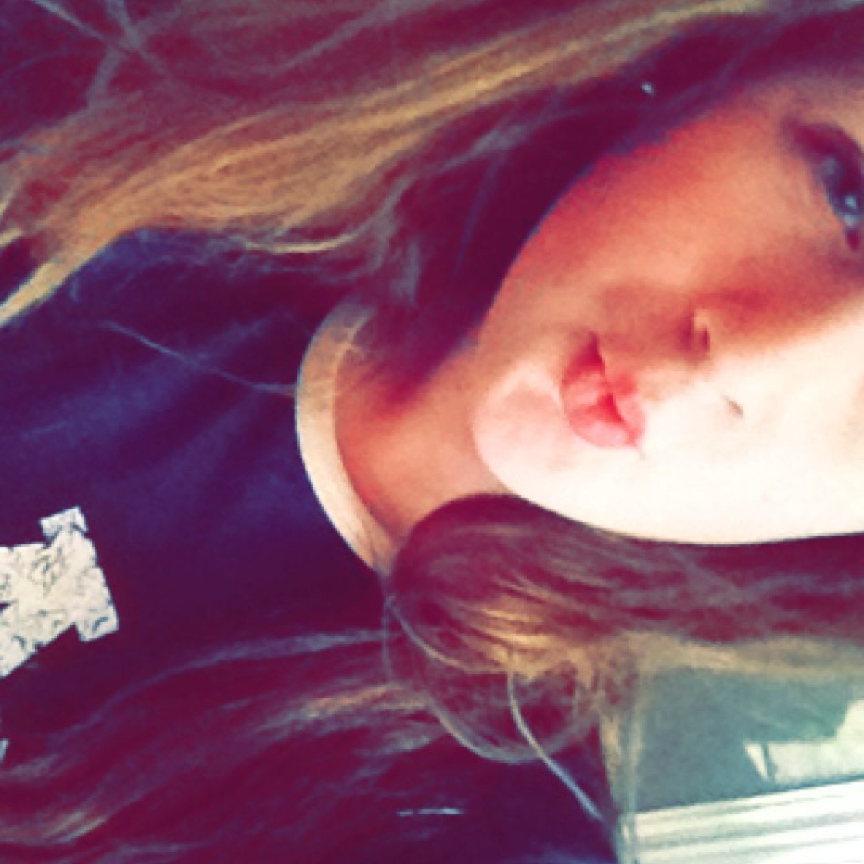 Olivia87748272's profile picture. STOP being afraid of what could go wrong And start thinking about what could go right