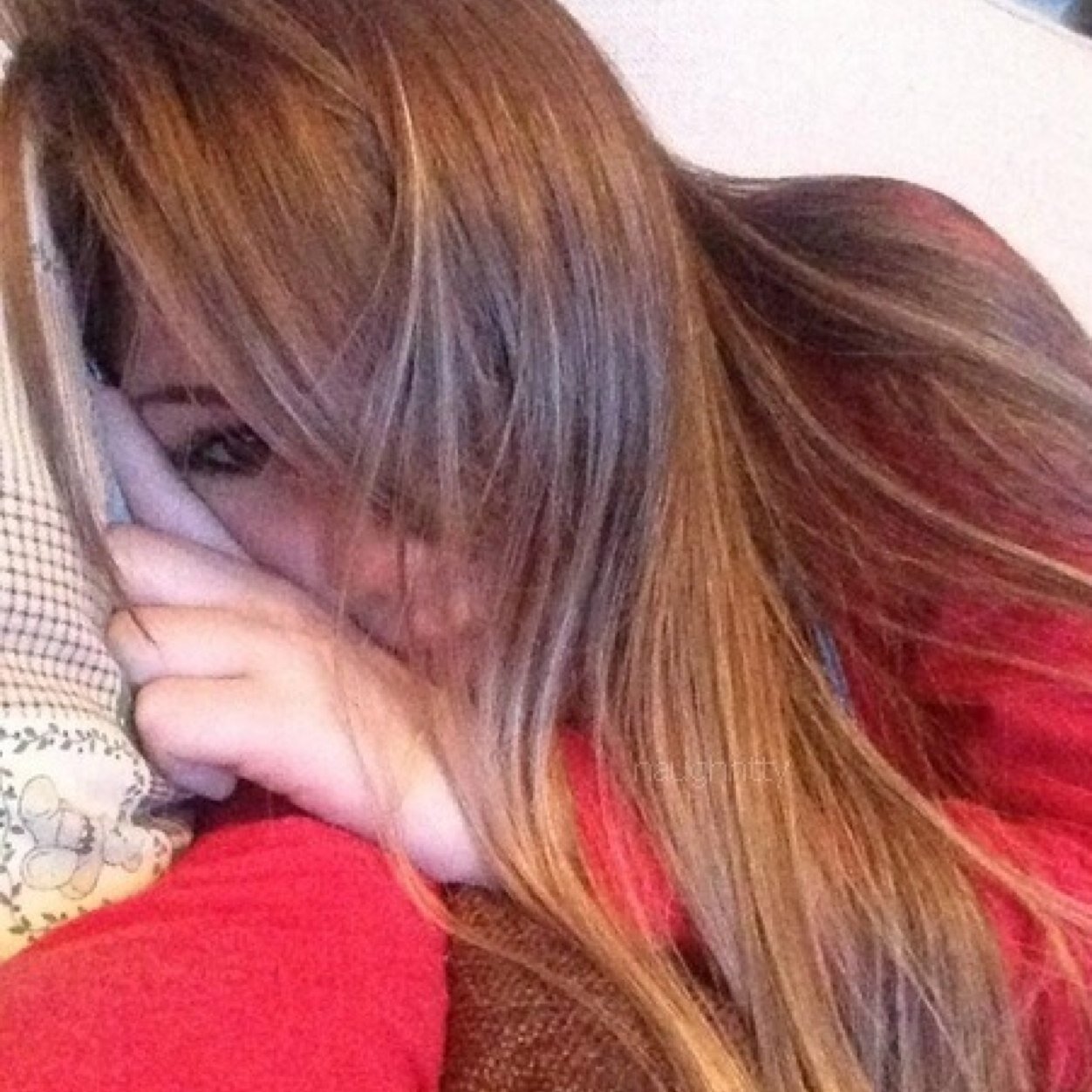 litllejuliee's profile picture. Julie, 18. ⚓️