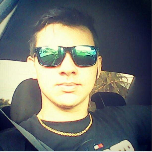 Quer saber sobre mim ?  me segue !