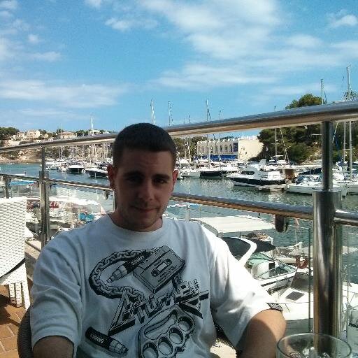 darhb410's profile picture. Amante de las tecnologías desde muy pequeño. Marketing Digital & Growth Hacking