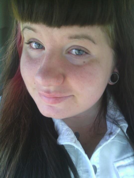 College Student at The Art Institute of Pittsburgh - Delivery Driver - Artist - Panda Lover
