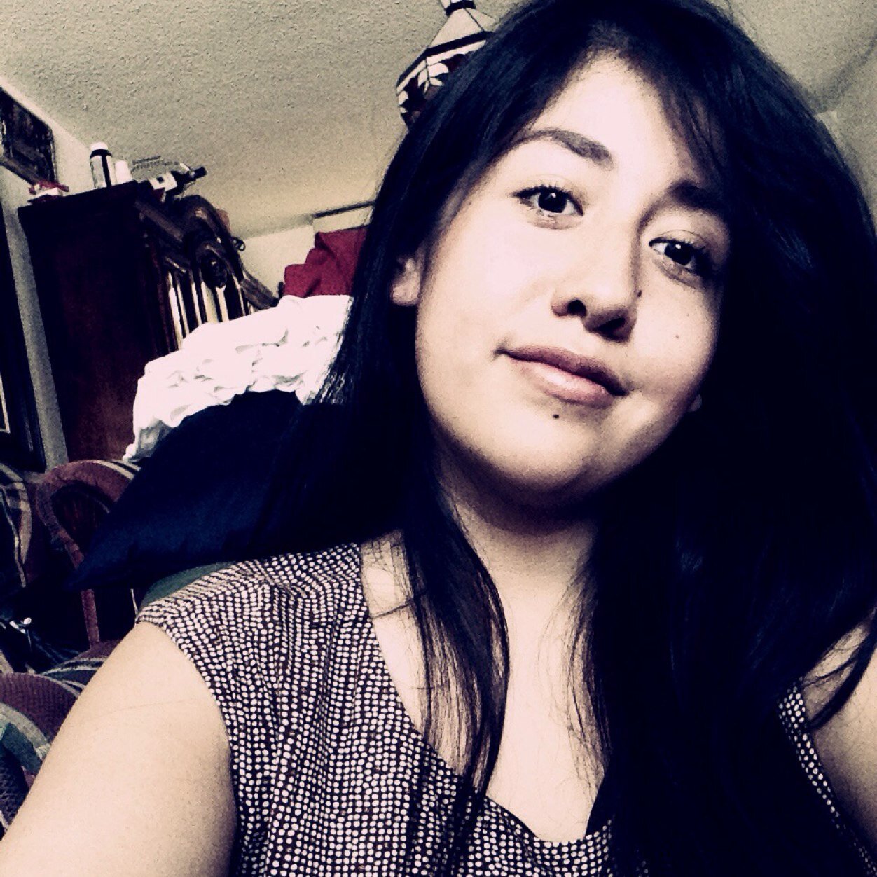 hi beautiful people I´m Ferny y love friends, family, pets and music is my life ❤️