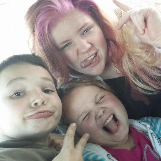 Im Sierra but go by Eryy! im 14 and yeah im pretty weird lmao!!:)I love basketball and soccer!!:) I play the kazoo lol!:) I know im amazingg:)