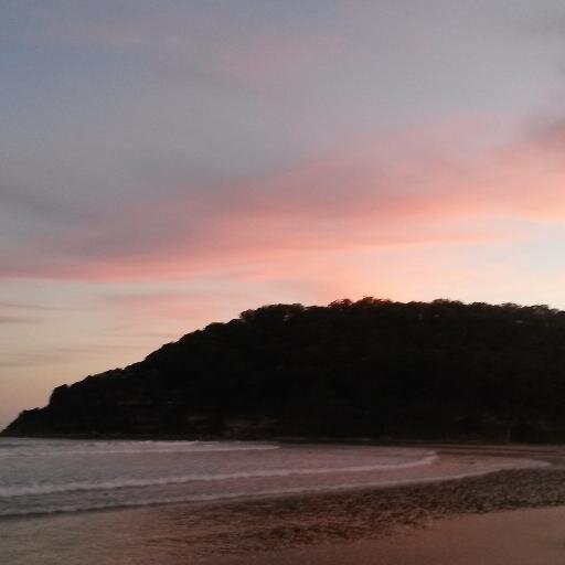 Kemmy27's profile picture. 