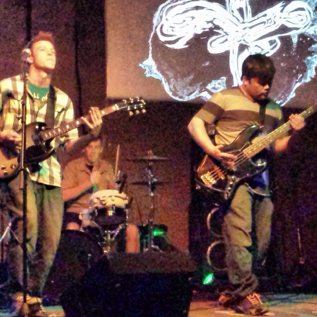 We are a 3 piece out of Tampa bay!  http://t.co/p0OPpqxvgs