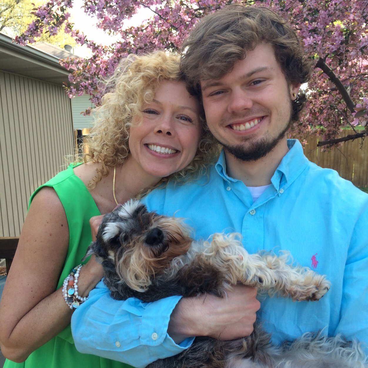 lacey_eddington's profile picture. 