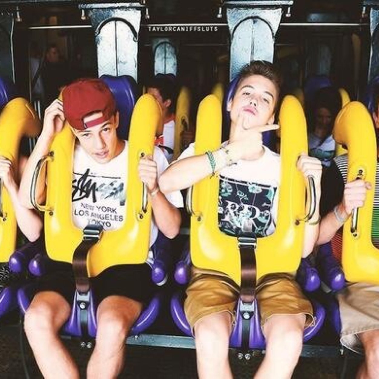 follow @TheMendesWays for dms to jacob, dillon, nash, and shawn ♡