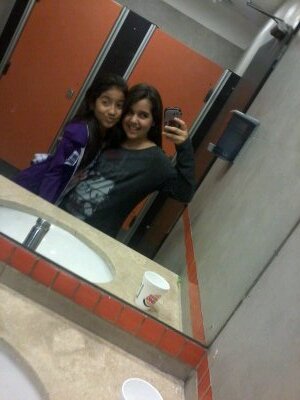 holi , segime y te sigo :3 :3 ;$