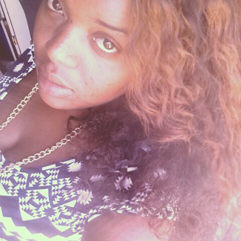im a total Goofball. im a nice kinda Bitch.Lol. In love with him...#TeamLeBron