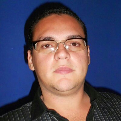 Algumas pessoas vivem outras apenas existem. Eu existo pra Viver.