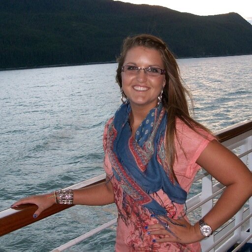 jalove24's profile picture. 