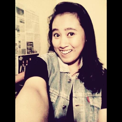 Keep Calm and Stay Cool ((: 
16 Desember 1994