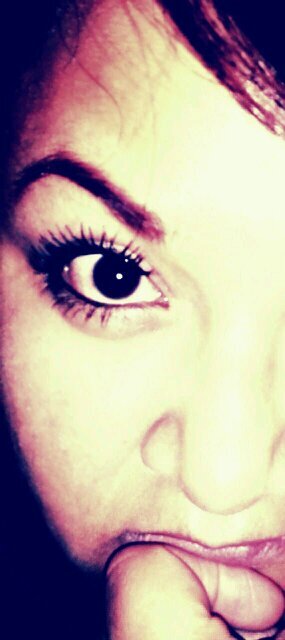 monikaivett's profile picture. Cada día es un nuevo comienzo, si me caí por pendeja, por cabrona me levanto.