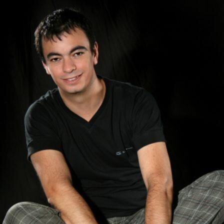 gastonqui's profile picture. #Actor, #director y #autor teatral-Profesor de Teatro #Viajero empedernido-Ya casi Licenciado en Comunicación Social https://t.co/x8mvN4j1nZ