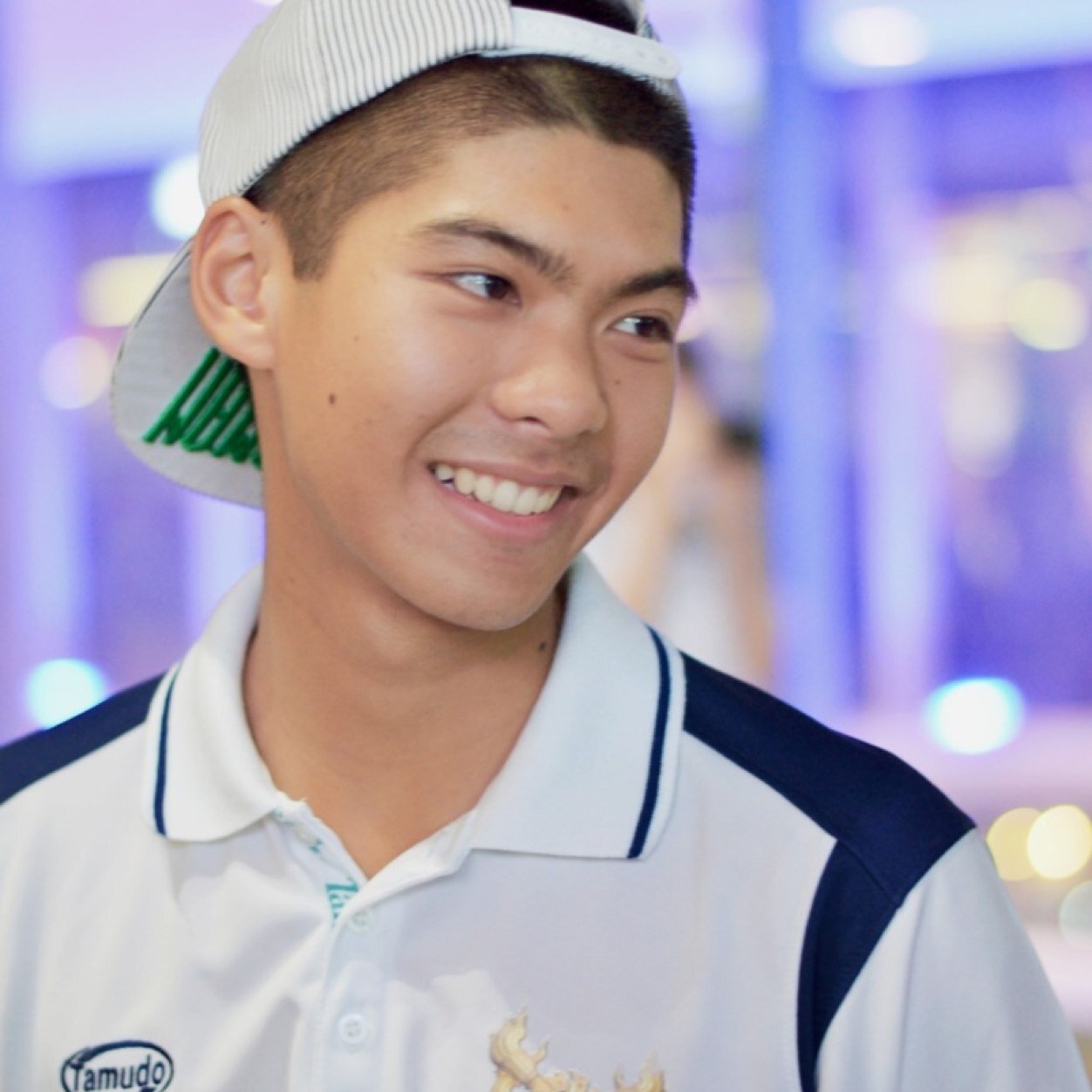แอคนี้จำรหัสไม่ได้เน่อ ไปฟอล  @Freezeeclub ได้เลย (; #lovesicktheseries // ตามรูปในfav.